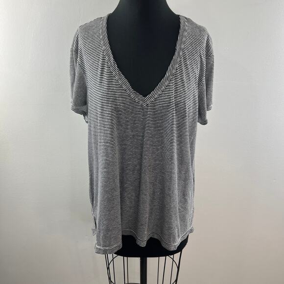 Wilt Black White Top Cotton Striped Ribbed V-Neck Short Sleeve Size Large L USA - Picture 2 of 10